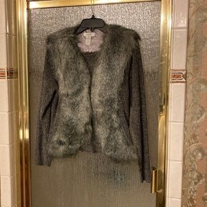 Gray jacket with faux fur front and shoulders in the back size M